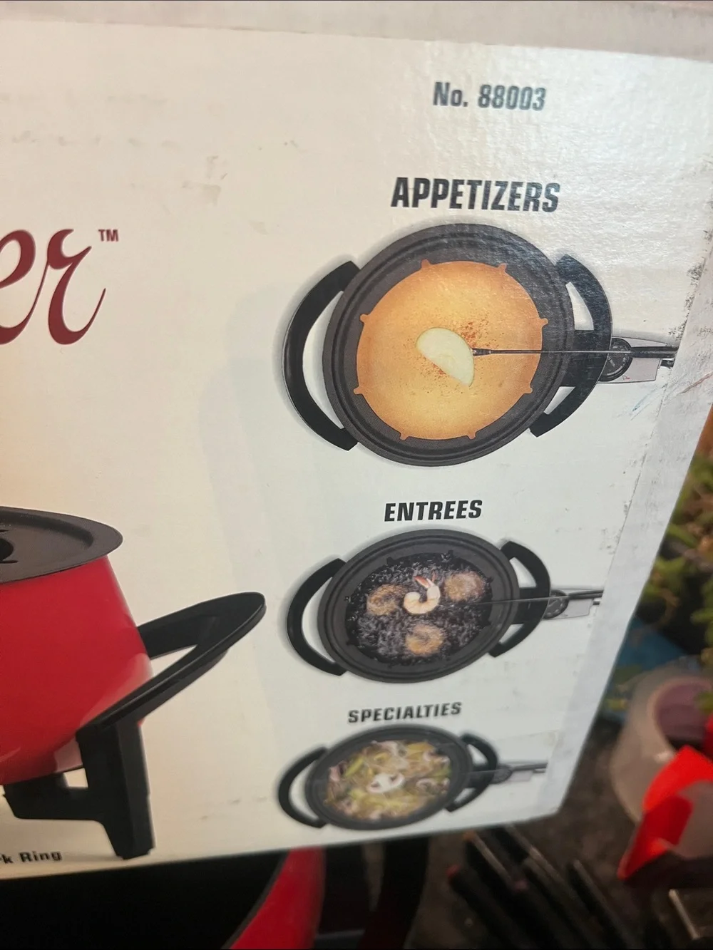 West Bend The Entertainer Red Electric Fondue Pot. Believed new in box.